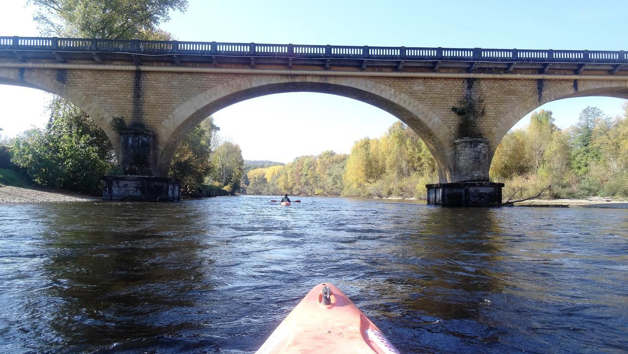 Terre D'Histoire - Baignade - Canoe - Piste Cyclable A 100 M Castelnaud La Chapelle Exterior photo